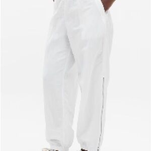 NWT Athleta White Track Pants with Side Zipper